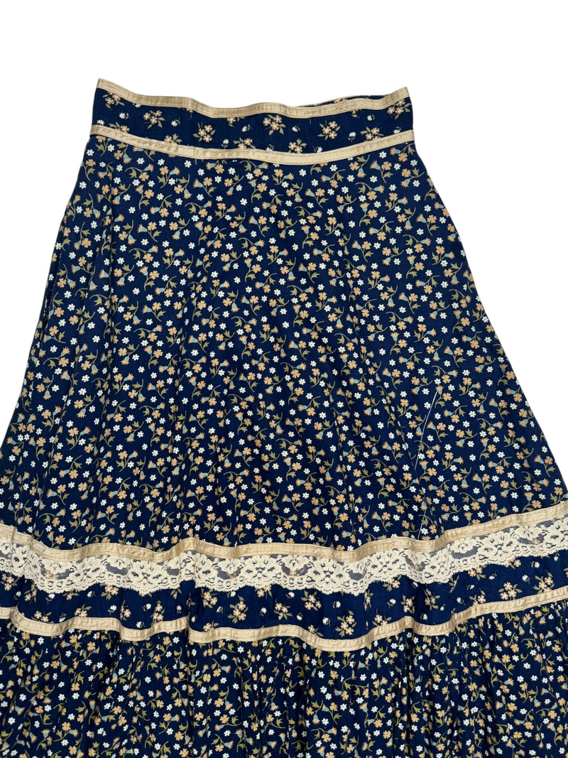 Vintage 70s Gunne Sax Bohemian Hippie Prairie Navy Blue Floral Ruffled Cotton Midi Peasant Skirt with Lace Trim | Size XXS-XS