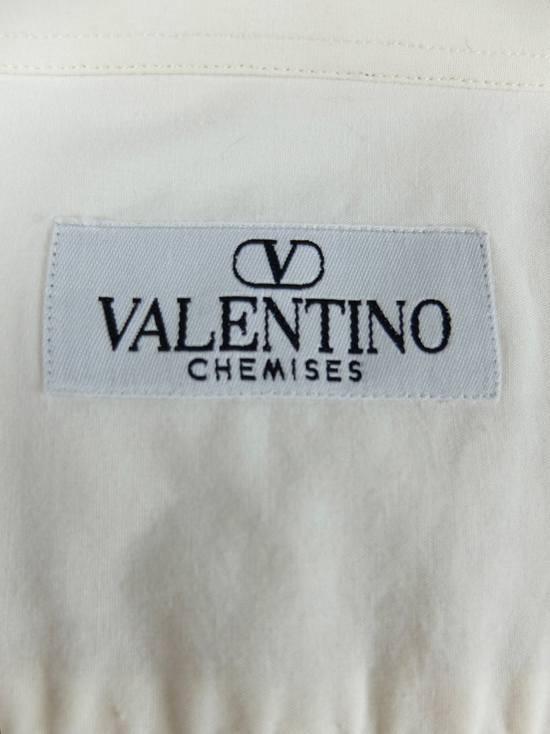 Vintage 2000s Y2K Valentino Chemises Men's Designer Minimalist Cotton Cream Collared Long Sleeve Button Up Dress Shirt with Pocket | Size M-L