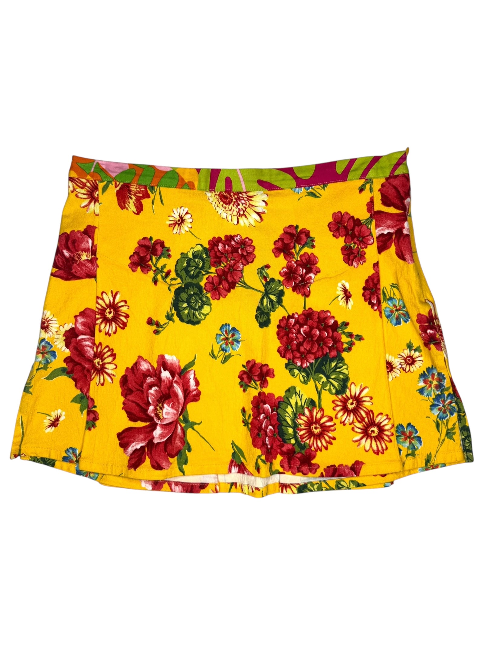Vintage 2000s Y2K Dolce & Gabbana Bohemian Preppy Low Mid Rise Yellow Floral & Abstract Patterned A-Line Mini Skirt | Size S