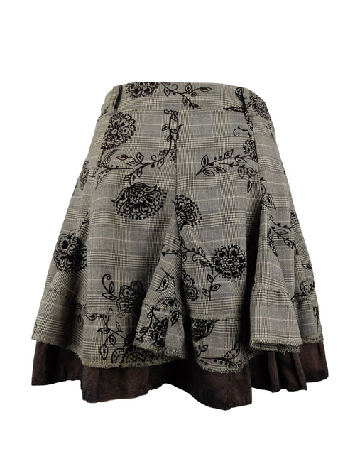 Vintage 2000s Y2K Preppy Academia Schoolgirl Plaid Check Print & Floral Above-the-Knee Mini Circle Skater Skirt | 30 Inch Waist