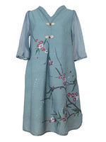 Vintage 70s Feminine Floral V-Neck 3/4 Sheer Sleeve Midi Circle Dress | Size S