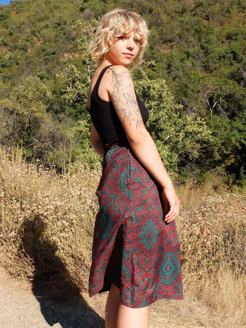 60s Mod Psychedelic Paisley High Waisted Pleated Below-the-Knee Midi Skirt