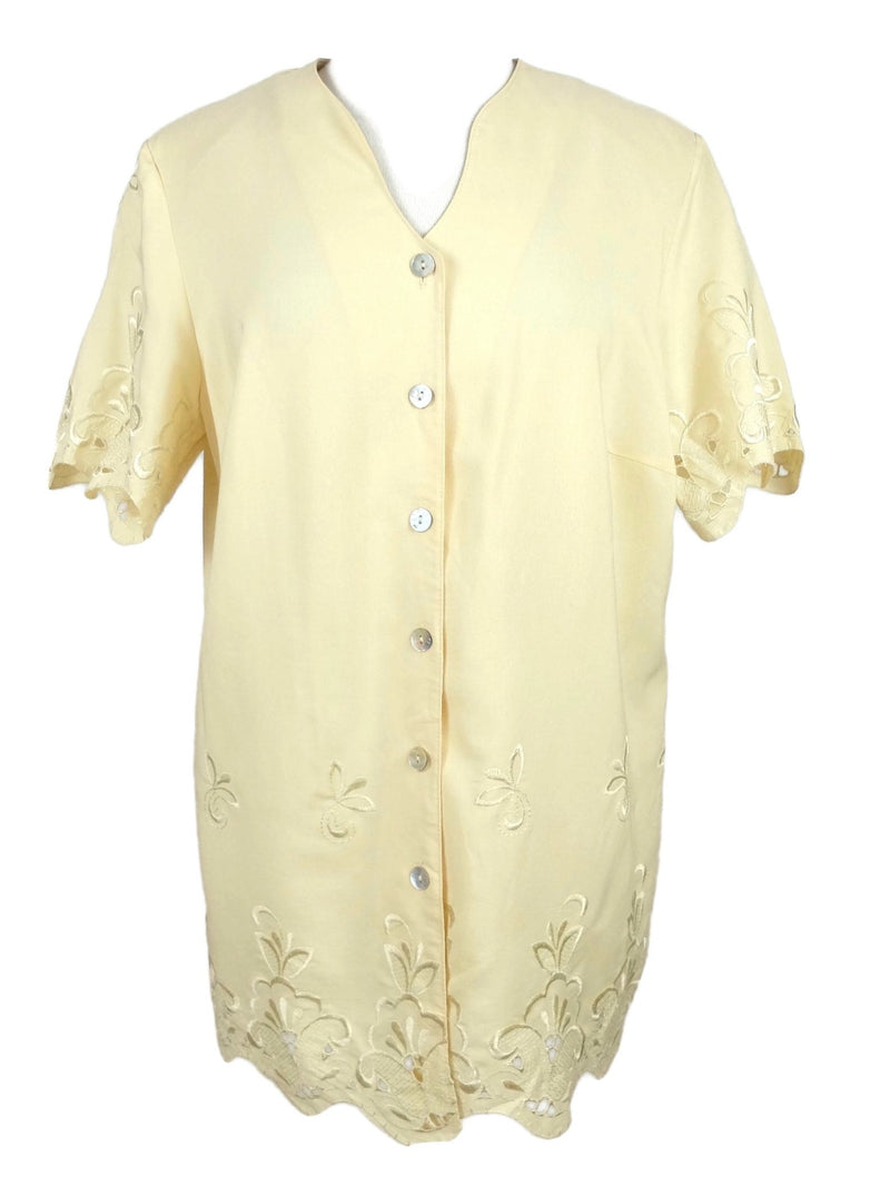 Vintage 90s Pastel Yellow Short Sleeve V-Neck Button Down Blouse with Floral Cutout Detail