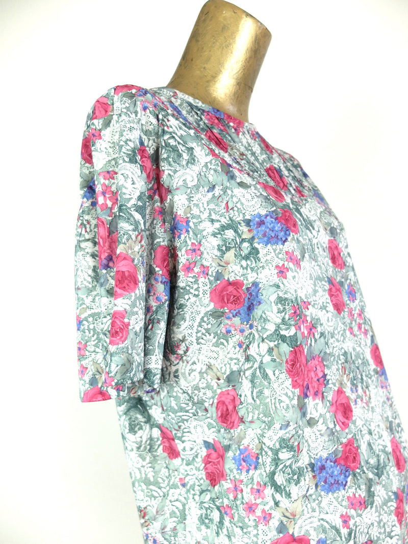 80s Floral Roses Pleated Half Sleeve Scoop Neck Blouse