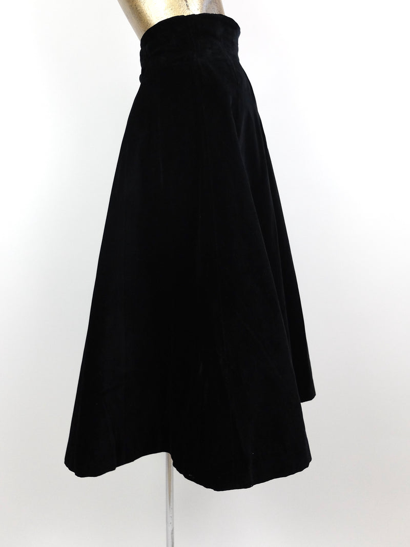 60s Mod Gunne Sax Style Black Velvet High Waisted A-Line Circle Midi Skirt