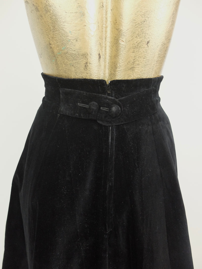 60s Mod Gunne Sax Style Black Velvet High Waisted A-Line Circle Midi Skirt