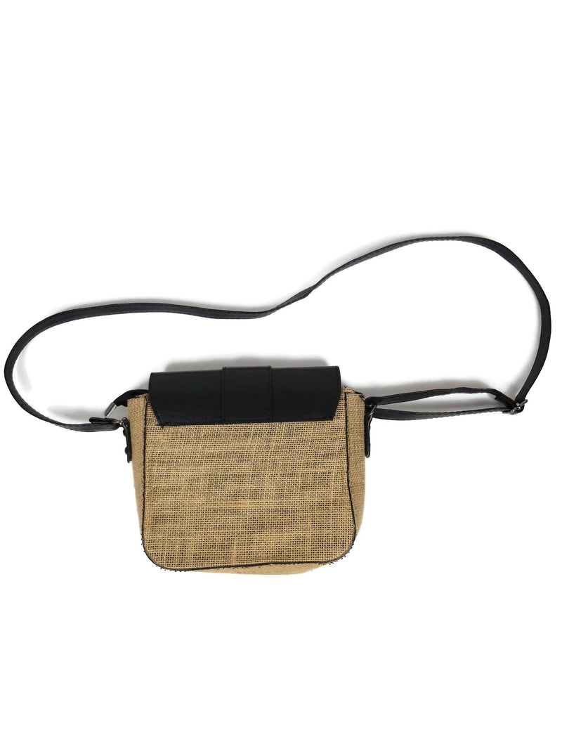 Vintage 70s Mod Prairie Straw and Faux Leather Crossbody Top Zipper Bag Purse with Wooden Circle Detail