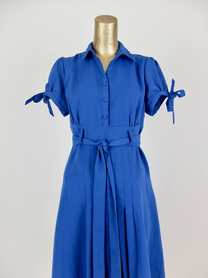 80s does 50s Pinup Style Puff Short Sleeve Bright Blue Fit and Flare Collared Circle Midi Dress with Ties